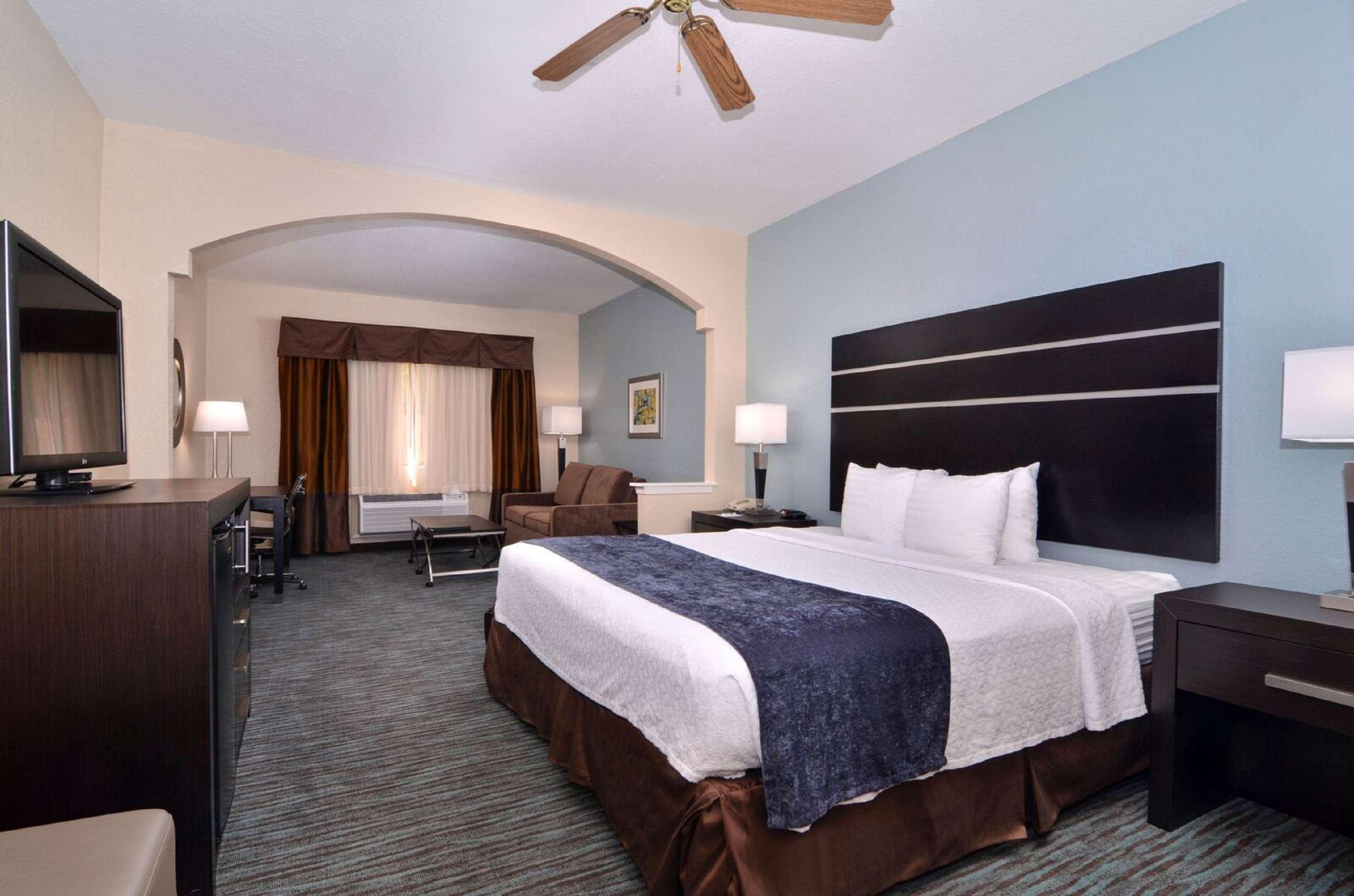 Best Western Plus Northwest And 3*